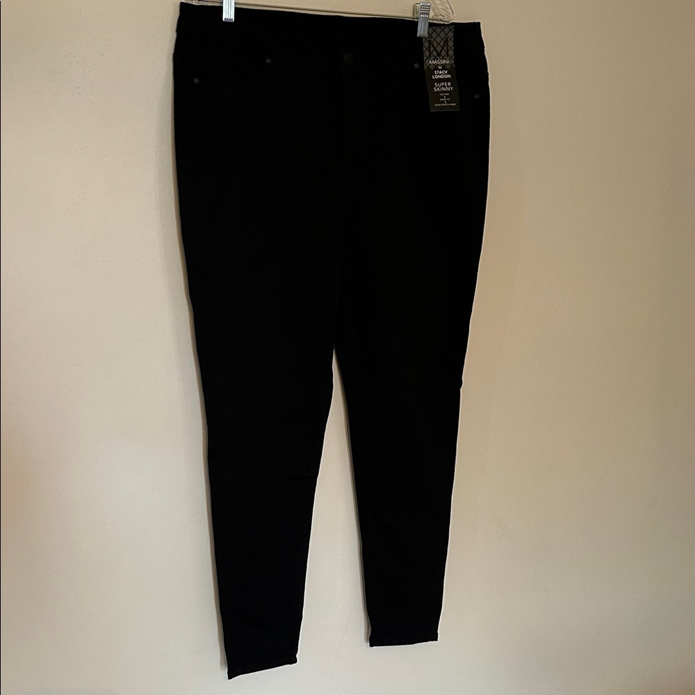 NWT Massini by Stacy London Black HR Skinny Jeans